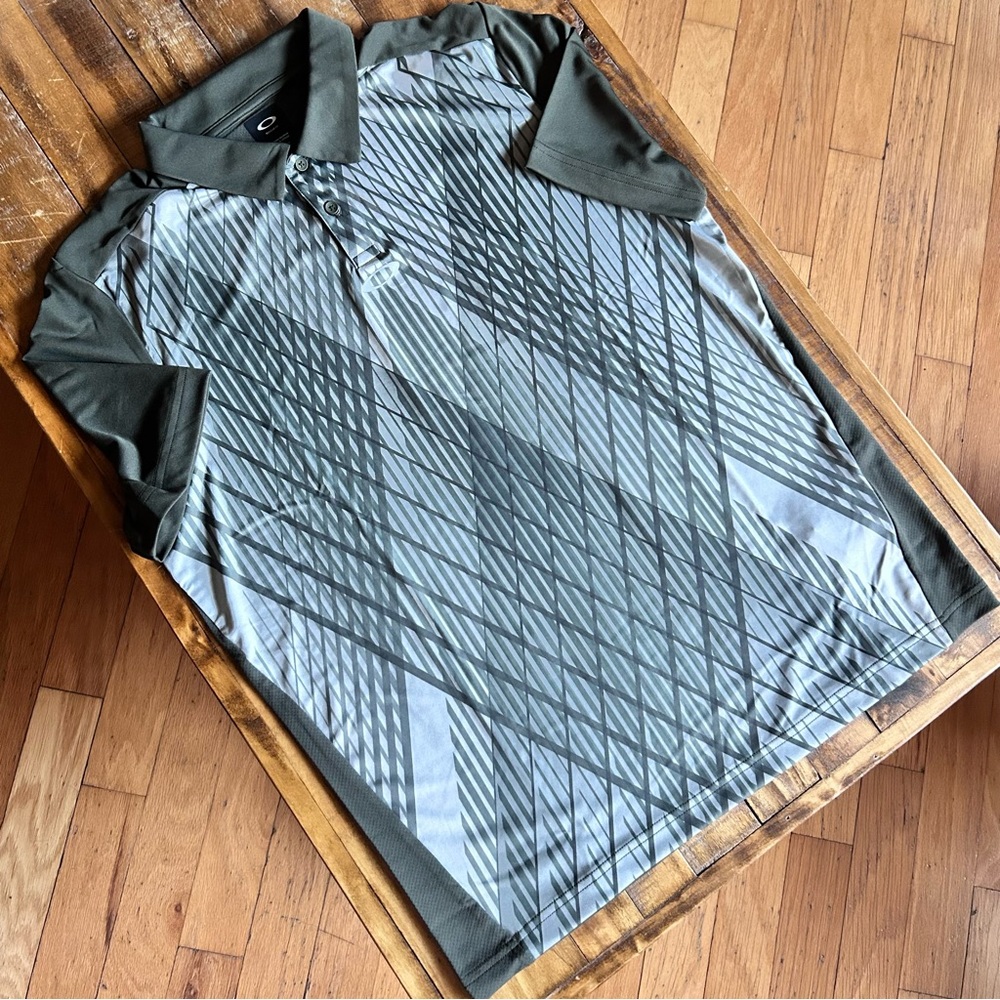 Oakley - Men’s Cross Graphic Polo Shirt